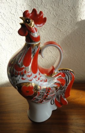 Decanter "Galo Vermelho" da Lomonosov pintado à mão em porcelana da Rússia 